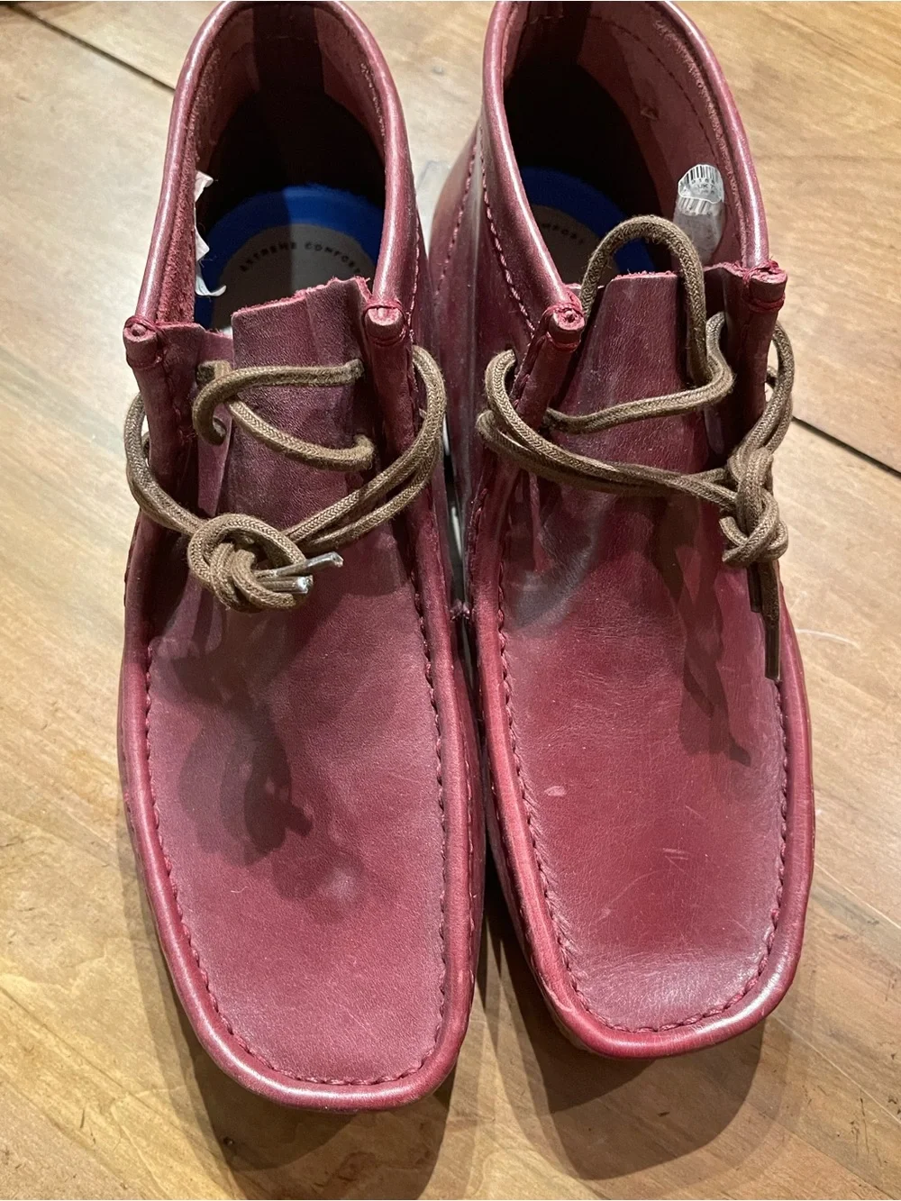 Clarks Men's Burgundy Leather Chukka Boots
